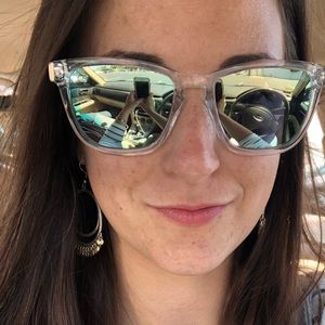 Meet your Posher, Courtney